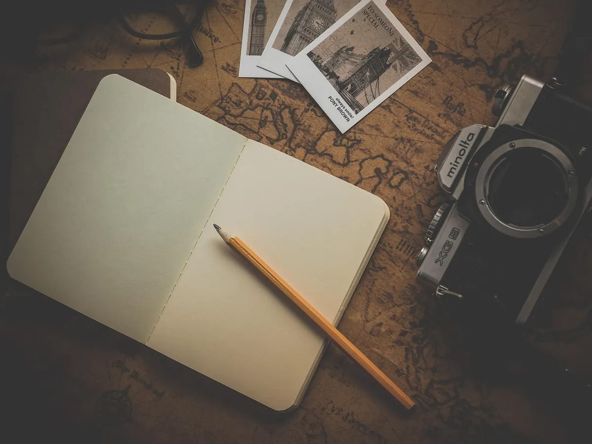 Postcard vs. Letter: Which Should You Send from Vacation?